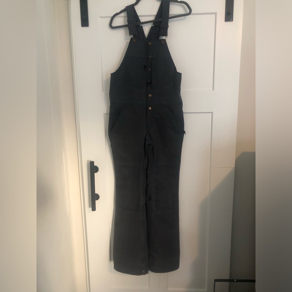 Air blaster bibs fair condition 1080